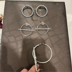 3 pairs hoop earrings